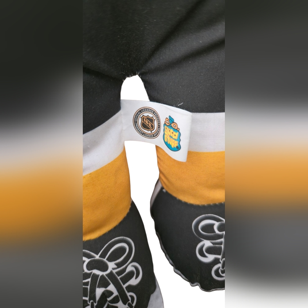 Vintage NHL Good Stuff Boston Bruins Plush Teddy Bear 12" - Picture 6 of 6